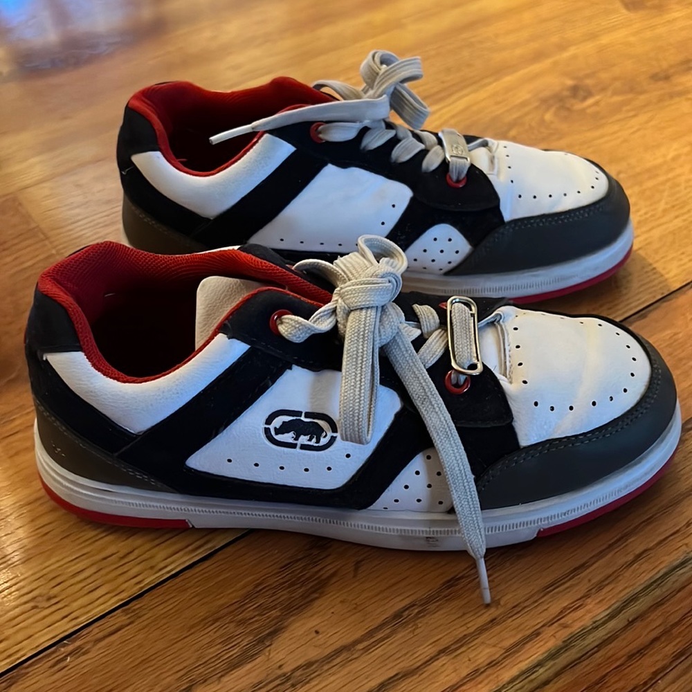 Echo boy shoes